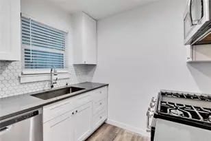 2909 Burning Oak Dr, Austin, TX 78704 - Photo 6