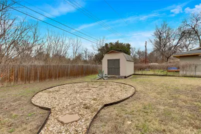 2909 Burning Oak Drive, Austin, TX 78704 - Photo 20