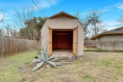 2909 Burning Oak Drive, Austin, TX 78704 - Photo 18