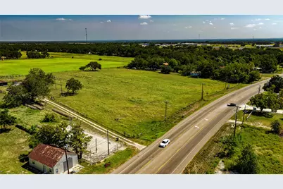 1331 E Cameron Avenue, Rockdale, TX 76567 - Photo 20