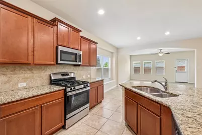 328 Shale Circle, Buda, TX 78610 - Photo 10