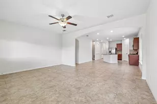 328 Shale Cir, Buda, TX 78610 - Photo 4