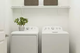 101 Donnington Dr, Hutto, TX 78634 - Photo 10