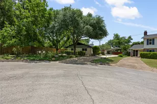 8500 Woodstone Dr, Austin, TX 78757 - Photo 2