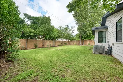 1607 Sweetbriar Avenue, Austin, TX 78723 - Photo 26