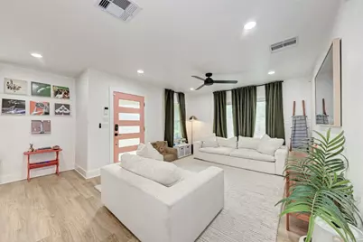 1607 Sweetbriar Avenue, Austin, TX 78723 - Photo 6