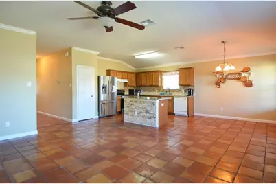 107 Adamae Lane, Hutto, TX 78634 - Photo 10