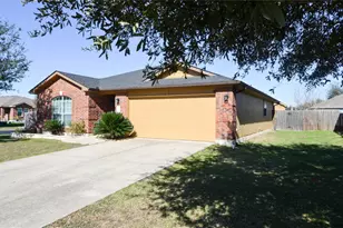 107 Adamae Ln, Hutto, TX 78634 - Photo 2