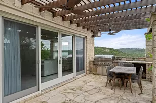 1421 Circle Ridge Dr, West Lake Hills, TX 78746 - Photo 32