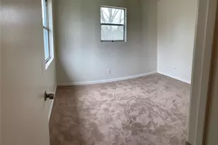 516 San Saba St, Lockhart, TX 78644 - Photo 16