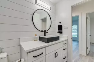 11146 Pinehurst Dr, Austin, TX 78747 - Photo 26