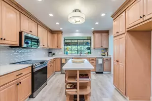 11146 Pinehurst Dr, Austin, TX 78747 - Photo 12