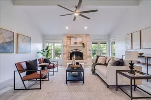 11146 Pinehurst Dr, Austin, TX 78747 - Photo 6