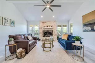 11146 Pinehurst Dr, Austin, TX 78747 - Photo 6