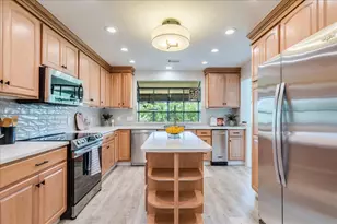 11146 Pinehurst Dr, Austin, TX 78747 - Photo 14