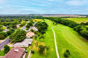 11146 Pinehurst Dr, Austin, TX 78747 - Photo 26