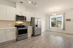 7805 Cooper Ln, Austin, TX 78745 - Photo 4