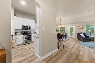 1020 Portchester Castle Path, Pflugerville, TX 78660 - Photo 10