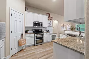 1020 Portchester Castle Path, Pflugerville, TX 78660 - Photo 14