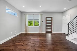 706 Short Kemp St, Austin, TX 78741 - Photo 8