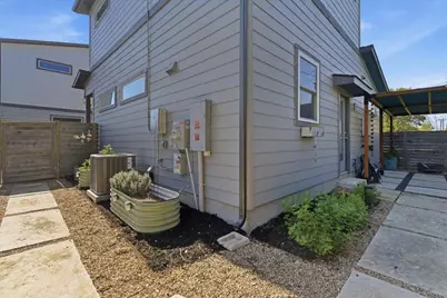 706 Short Kemp Street #2, Austin, TX 78741 - Photo 30