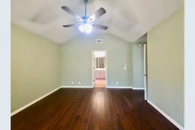 9106 Wellesley Drive, Austin, TX 78754 - Photo 12