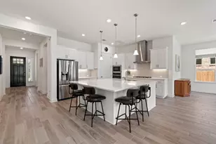 5913 Cimarron Rdg Ln, Austin, TX 78738 - Photo 2
