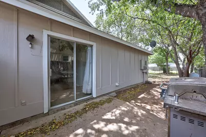 8711 Pineridge Drive, Austin, TX 78729 - Photo 22