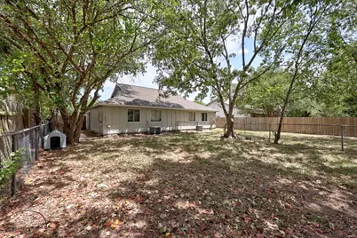 8711 Pineridge Drive, Austin, TX 78729 - Photo 26