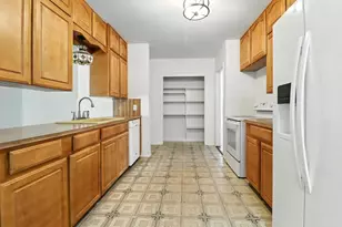 7505 Forest Wood Rd, Austin, TX 78745 - Photo 10