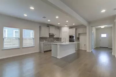 8729 Belknap Road, Austin, TX 78747 - Photo 10