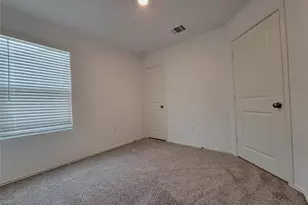 12109 Short Leaf Path, Del Valle, TX 78617 - Photo 14
