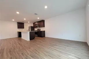 12109 Short Leaf Path, Del Valle, TX 78617 - Photo 8