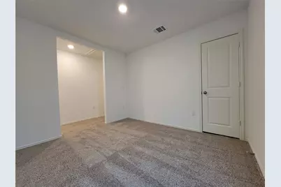 12109 Short Leaf Path, Del Valle, TX 78617 - Photo 16