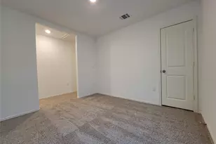 12109 Short Leaf Path, Del Valle, TX 78617 - Photo 16
