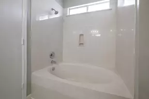 17901 Violet Ln, Elgin, TX 78621 - Photo 6