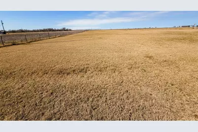 4622 County Road 429, Rockdale, TX 76567 - Photo 4
