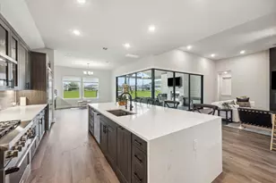 700 Echelon Pl, Austin, TX 78738 - Photo 10