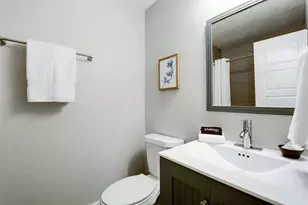 1141 Berger St, Austin, TX 78721 - Photo 36