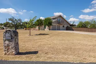 1910 Walsh Dr, Round Rock, TX 78681 - Photo 32