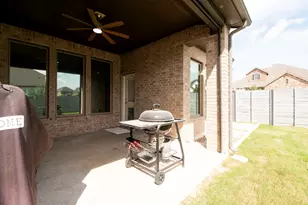 201 S Park Vista, Georgetown, TX 78628 - Photo 32