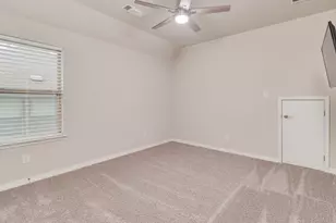 201 S Park Vista, Georgetown, TX 78628 - Photo 28