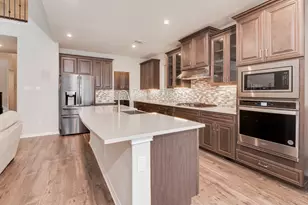 201 S Park Vista, Georgetown, TX 78628 - Photo 8