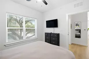 2500 Longview St, Austin, TX 78705 - Photo 12