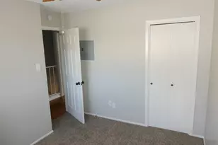 8400 Jamestown Dr, Austin, TX 78758 - Photo 16