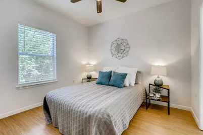 1206 Maple Avenue, Austin, TX 78702 - Photo 34