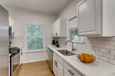 1206 Maple Avenue, Austin, TX 78702 - Photo 4