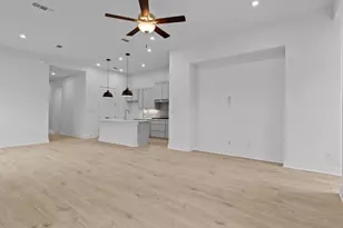 421 Hickory Spgs Trl, Georgetown, TX 78628 - Photo 14