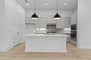 421 Hickory Spgs Trl, Georgetown, TX 78628 - Photo 6