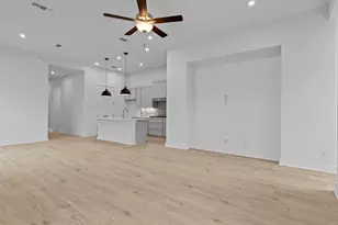 421 Hickory Spgs Trl, Georgetown, TX 78628 - Photo 14